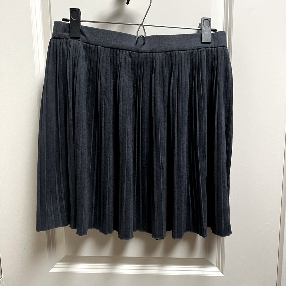 Club Monaco pleated mini skirt in blue-grey.